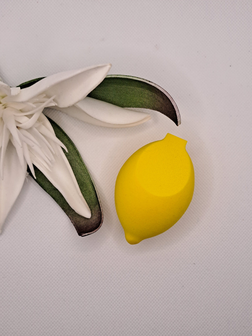 Oriflame Penová hubka na makeup – Citrón